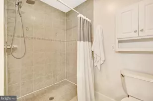 2184 Glencourse Ln, Reston, VA 20191 - Photo 19