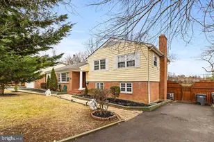 6138 Beachway Dr, Falls Church, VA 22041 - Photo 3