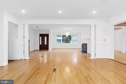 6138 Beachway Drive, Falls Church, VA 22041 - Photo 7