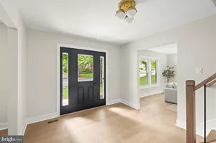 9137 Rockefeller Ln, Springfield, VA 22153 - Photo 29