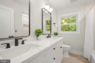9137 Rockefeller Ln, Springfield, VA 22153 - Photo 23