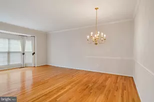 13280 Maple Creek Ln, Centreville, VA 20120 - Photo 13