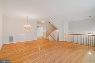 13280 Maple Creek Ln, Centreville, VA 20120 - Photo 9