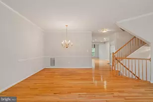 13280 Maple Creek Ln, Centreville, VA 20120 - Photo 7