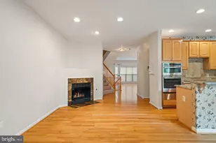 13280 Maple Creek Ln, Centreville, VA 20120 - Photo 17