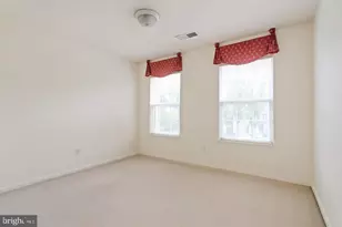 13280 Maple Creek Ln, Centreville, VA 20120 - Photo 29