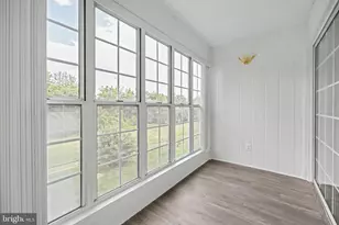 12102 Green Leaf Ct, Fairfax, VA 22033 - Photo 7