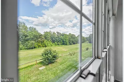 12102 Green Leaf Court #201, Fairfax, VA 22033 - Photo 9