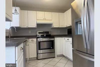 14533 Ravenscar Court, Centreville, VA 20121 - Photo 5