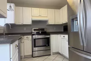 14533 Ravenscar Ct, Centreville, VA 20121 - Photo 5