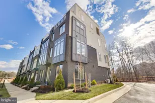 11599 Patriotic Ln, Reston, VA 20190 - Photo 5