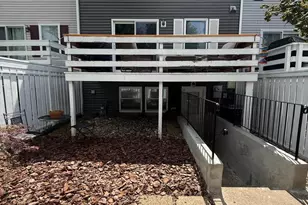 1741 Sundance Dr, Reston, VA 20194 - Photo 3