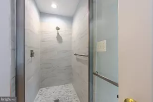 1718 Stuart Pointe Ln, Herndon, VA 20170 - Photo 33