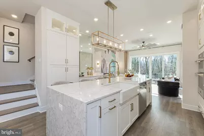 11589 Patriotic Lane, Reston, VA 20190 - Photo 19
