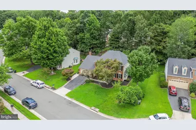 9711 Oak Bridge Place, Fairfax Station, VA 22039 - Photo 7