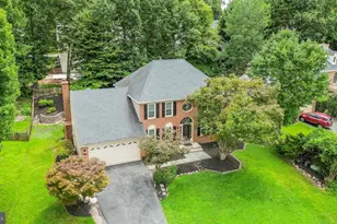 9711 Oak Bridge Pl, Fairfax Station, VA 22039 - Photo 9