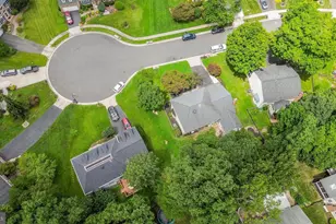 9711 Oak Bridge Pl, Fairfax Station, VA 22039 - Photo 5