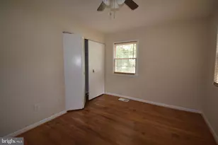 4401 Braeburn Dr, Fairfax, VA 22032 - Photo 11