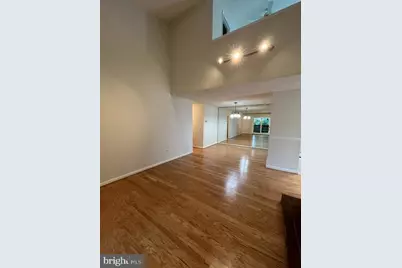 10018 Oakton Terrace Road #10018, Oakton, VA 22124 - Photo 11