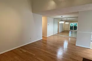 10018 Oakton Terrace Rd, Oakton, VA 22124 - Photo 11