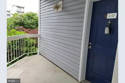 3178 Summit Square Drive #3-B12, Oakton, VA 22124 - Photo 3