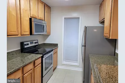3178 Summit Square Drive #3-B12, Oakton, VA 22124 - Photo 17