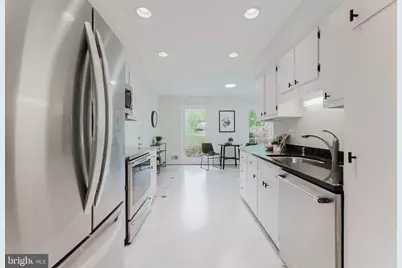 9307 Shari Drive, Fairfax, VA 22032 - Photo 11