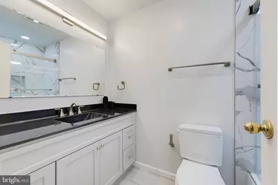 8305 Briar Creek Drive, Annandale, VA 22003 - Photo 15