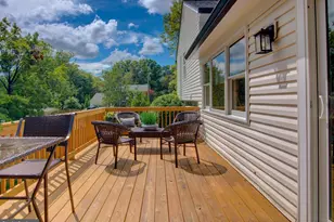12031 Cheviot Dr, Herndon, VA 20170 - Photo 7