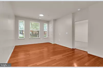 2665 Prosperity Avenue #115, Fairfax, VA 22031 - Photo 11