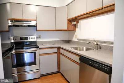 6941 Mary Caroline Circle #H, Alexandria, VA 22310 - Photo 11