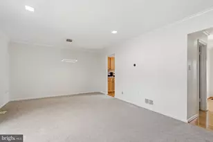 6002 Mardale Ln, Burke, VA 22015 - Photo 11