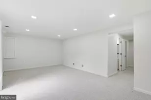 6002 Mardale Ln, Burke, VA 22015 - Photo 13