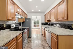 9608 Masterworks Dr, Vienna, VA 22181 - Photo 13