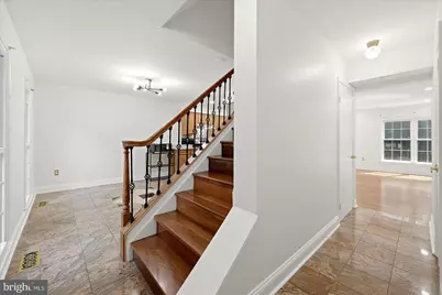 9608 Masterworks Drive, Vienna, VA 22181 - Photo 5