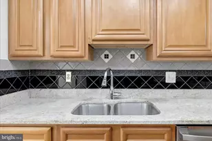 9608 Masterworks Dr, Vienna, VA 22181 - Photo 15