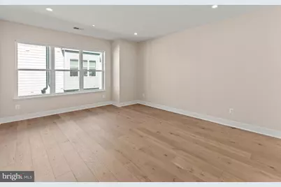 2015 Tysons Ridgeline Road, Falls Church, VA 22043 - Photo 17