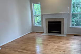13653 St Johns Wood Pl, Herndon, VA 20171 - Photo 5