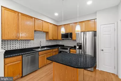 13653 Saint Johns Wood Place, Herndon, VA 20171 - Photo 15