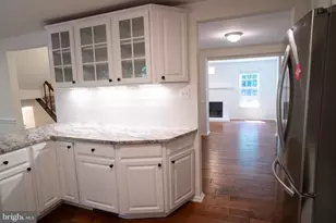 10100 Walnut Wood Ct, Burke, VA 22015 - Photo 11