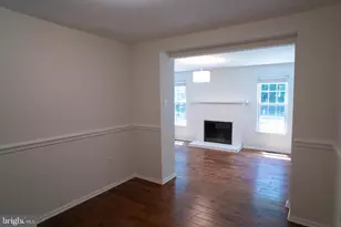 10100 Walnut Wood Ct, Burke, VA 22015 - Photo 9