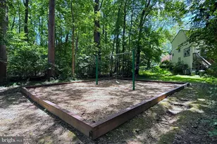 10100 Walnut Wood Ct, Burke, VA 22015 - Photo 43