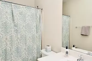 6915 Rolling Creek Way, Alexandria, VA 22315 - Photo 23