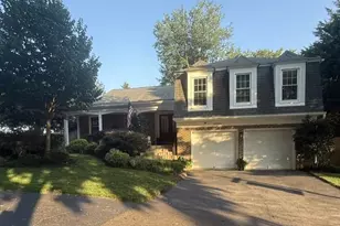 13459 Stream Valley Dr, Chantilly, VA 20151 - Photo 1