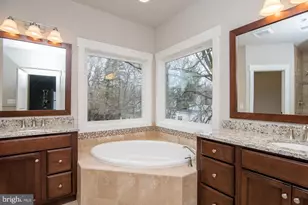 6928 Regent Ln, Falls Church, VA 22042 - Photo 61