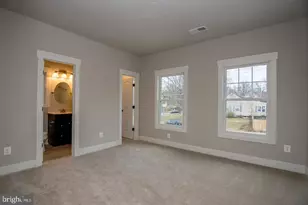 6928 Regent Ln, Falls Church, VA 22042 - Photo 43