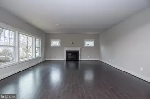 6928 Regent Ln, Falls Church, VA 22042 - Photo 29