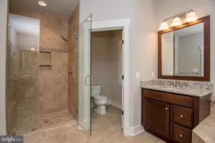6928 Regent Ln, Falls Church, VA 22042 - Photo 67