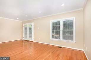8002 Tanworth Ct, Springfield, VA 22152 - Photo 3