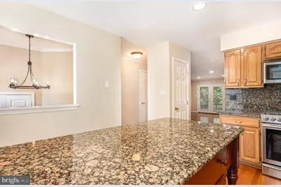 8002 Tanworth Court, Springfield, VA 22152 - Photo 9